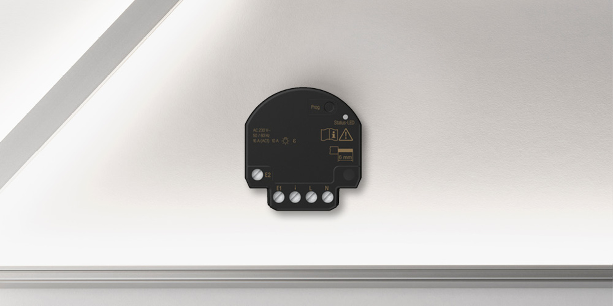 JUNG HOME Jalousieaktor Mini bei Elektro Kohn in Wertheim